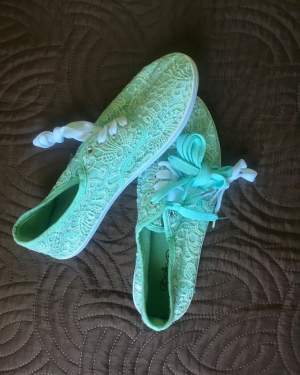 Lace turquoise shoes - Sneakers on Aster Vender