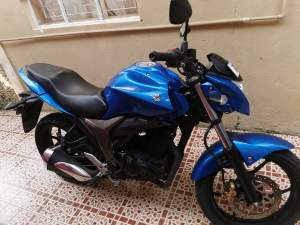 Suzuki gixer 150cc - Sports Bike