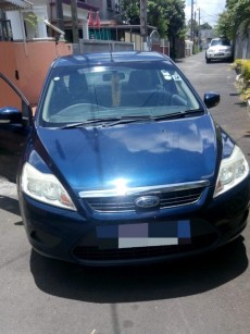 Car for sale- ford focus sedan 2012 - Family Cars on Aster Vender