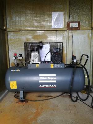 ATLAS COPCO Air compressor - Others on Aster Vender