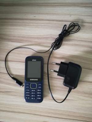 Samsung phone - Other phones on Aster Vender