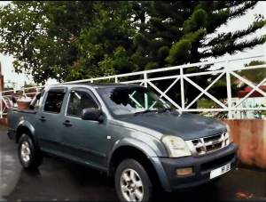 Isuzu D-max  - Pickup trucks (4x4 & 4x2) on Aster Vender