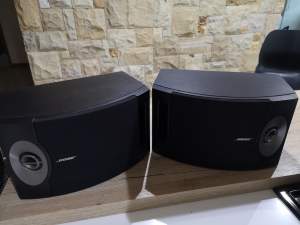 Bose 201V Bookshelf Speakers  - Speaker on Aster Vender