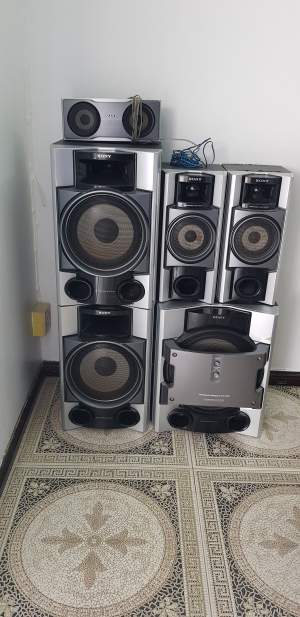 Sony speakers  - All electronics products on Aster Vender