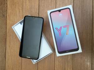 Huawei Y7 Prime 2019 - Android Phones on Aster Vender