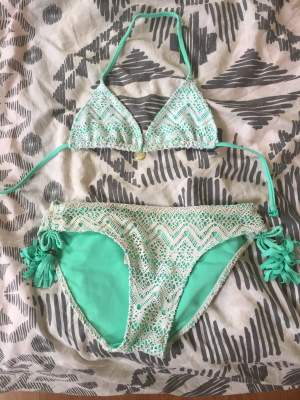 Bikinis 2 piece  - Sweater (Girls)