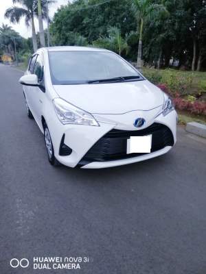 Toyota vitz hybrid - Family Cars on Aster Vender