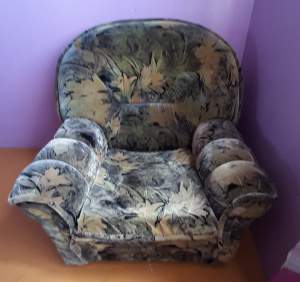 Second Hand 1 seater sofa + 3 seater sofa - Living room sets