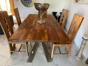 Table en bois pied en inox + 5 chaises - Table & chair sets