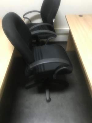 Office furniture - Desk chairs on Aster Vender