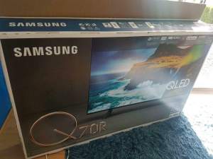 Samsung QLED-TV GQ55Q70R - Tv - All electronics products