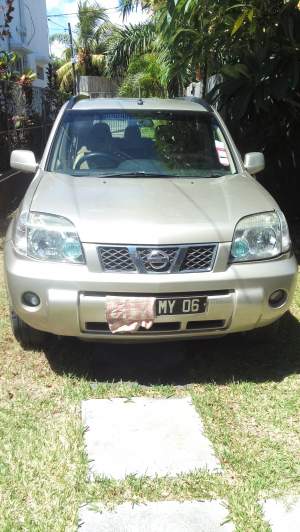 Nissan X Trail - SUV Cars