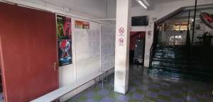 building rent Goodlands - Commercial Space