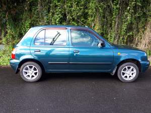 Nissan March AK 11 - Family Cars