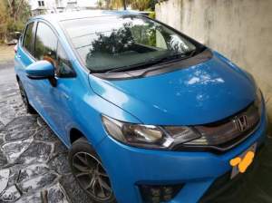 Honda fit hybrid for sale - Family Cars
