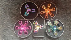 Spinner avend flacq delivery pena buku...  - Fidget spinners on Aster Vender