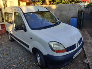 Renault Kangoo - Cargo Van (Delivery Van) on Aster Vender