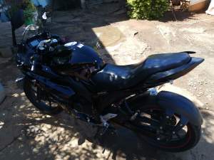 Gixer 150 cc laner AE - Sports Bike