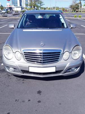 Mercedes E Class E200 Kompressor Avantgarde Edition 2008 - Luxury Cars