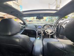 Hyundai Sonata 2011 2.4 - Luxury Cars