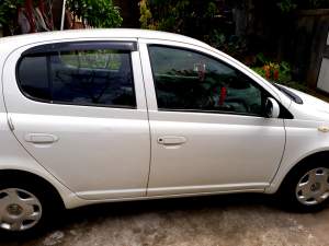 TOYOTA VITZ 03 FOR SALE [AUTOMATIC] - Family Cars