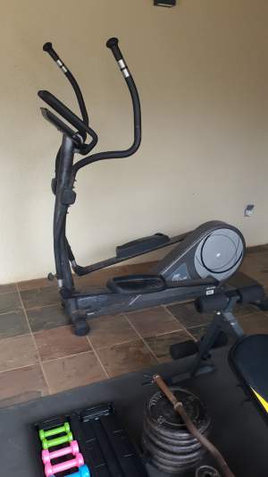 Gym set for SALE! ONLY for RS 20,000! Slightly negotiable - Fitness & gym equipment on Aster Vender