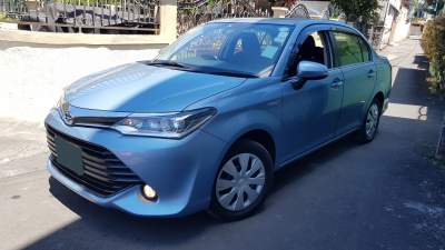 toyota axio - Luxury Cars on Aster Vender