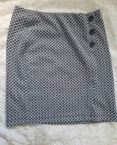 Esprit Navy and White Skirt - Skirt