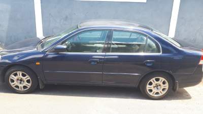 honda civic es 8 - Family Cars