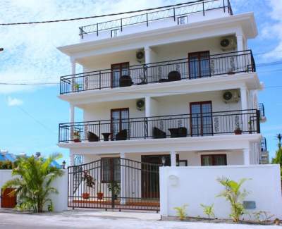 grand bay apartment building for sale - Apartments