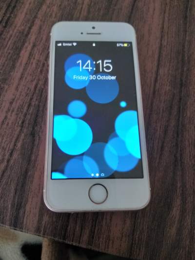 Apple iPhone se - iPhones