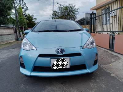 Toyota Aqua  - Family Cars