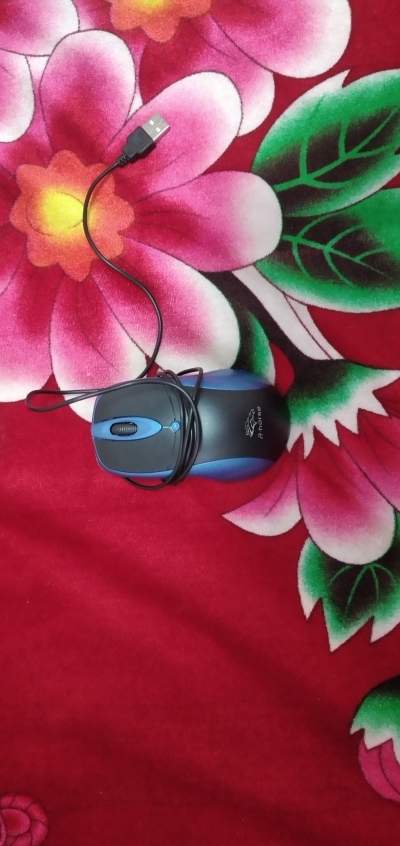 Gaming headset led keyboard logitech avec fil mouse a fil uncharted4 - PlayStation 4 (PS4)