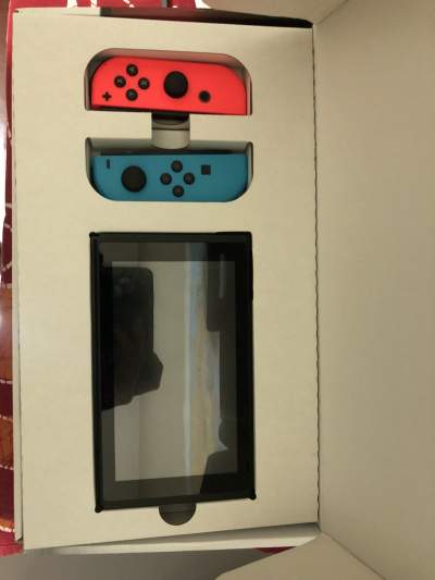 Nintendo Switch - Nintendo Switch on Aster Vender