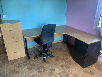Office table, chair and cabinets - Complete cabinets