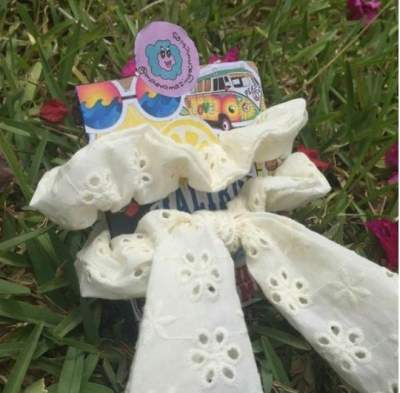 Pack of 2 summer scrunchies - Handmade