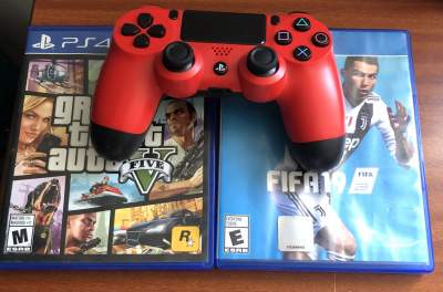 Manette PS4 et 2 jouer - Other Indoor Sports & Games on Aster Vender