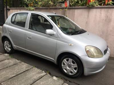 Toyota Echo - Family Cars