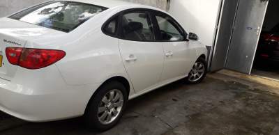 Hyundai elantra 1598cc. - Family Cars on Aster Vender