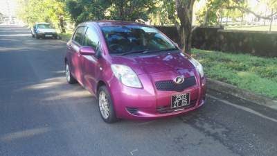 Voiture a vendre - Compact cars on Aster Vender