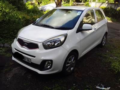 Kia picanto - Compact cars on Aster Vender
