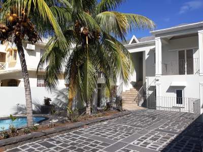 4 Bungalows on sale - Beach Houses on Aster Vender
