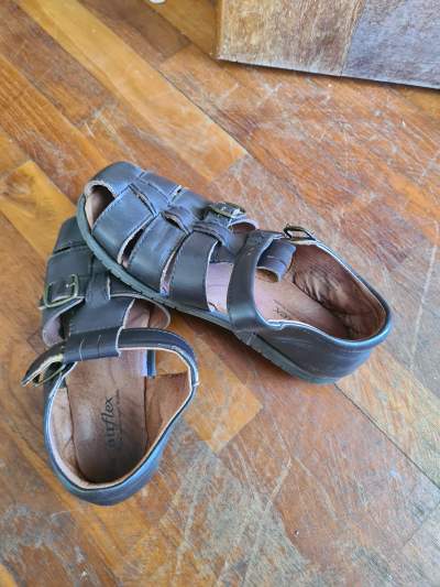 Sandals - Sandals on Aster Vender