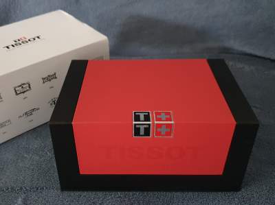 Tissot Seastar 1000 Quartz Chronograph  - Watches