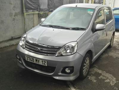 Voiture a vendre - Compact cars on Aster Vender