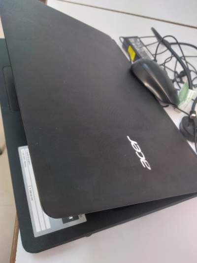 Laptop ACER - Laptop