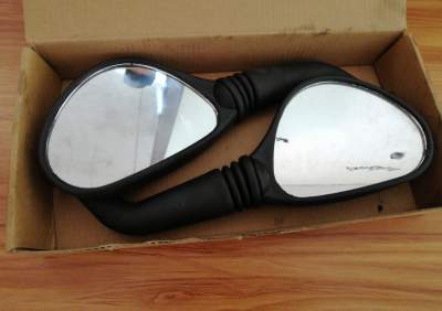 A vendre rétroviseurs scooter - Scooters (upto 50cc) on Aster Vender