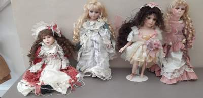 Poupée porcelaine  - Sculptures on Aster Vender