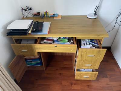 Table de bureau - Desks on Aster Vender