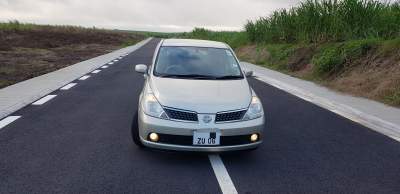 Nissan tiida Hatchback ZU06 - Automatic- 59010243 - Luxury Cars on Aster Vender